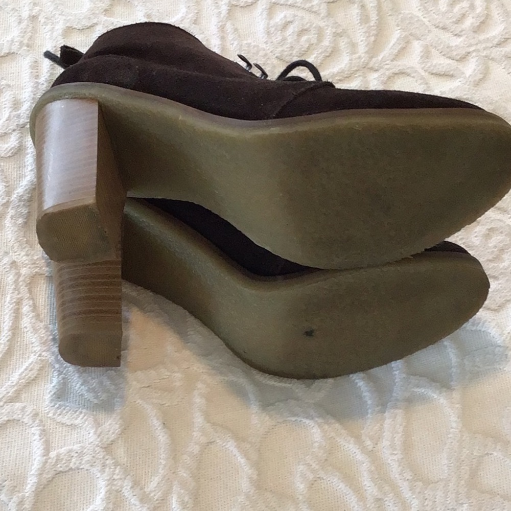Kelsi Dagger brown suede boots - Picture 3 of 8
